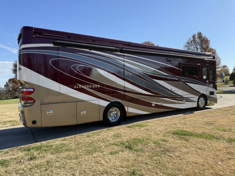 2016 Tiffin Allegro Bus