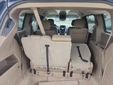 2016 Chrysler Town and Country Touring