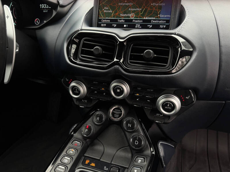 2020 Aston Martin Vantage