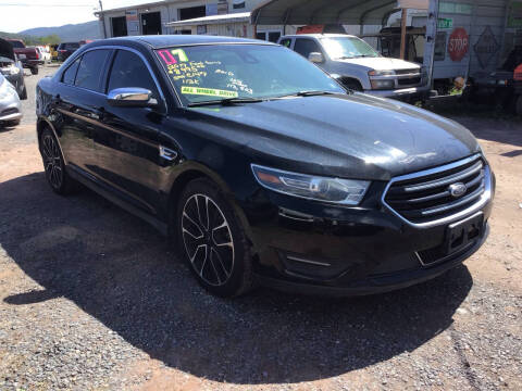 2017 Ford Taurus Limited