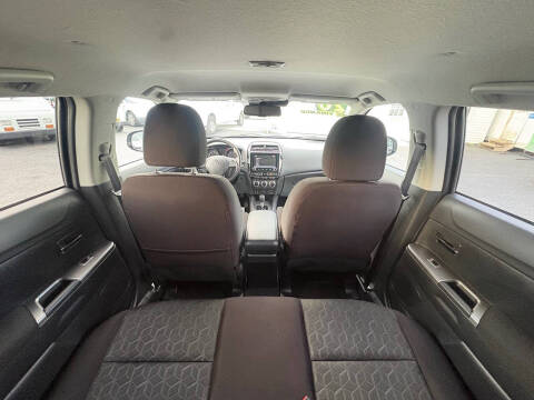 2020 Mitsubishi Outlander Sport SE