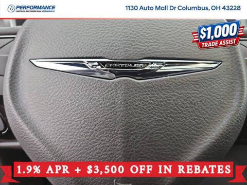 2026 Chrysler Pacifica Select