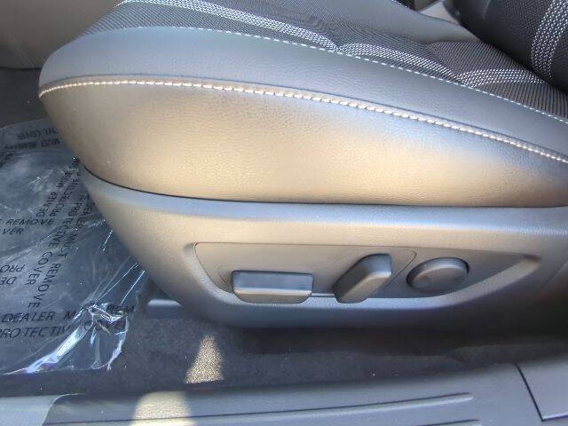 2026 Mazda CX-50 2.5 S Meridian Edition