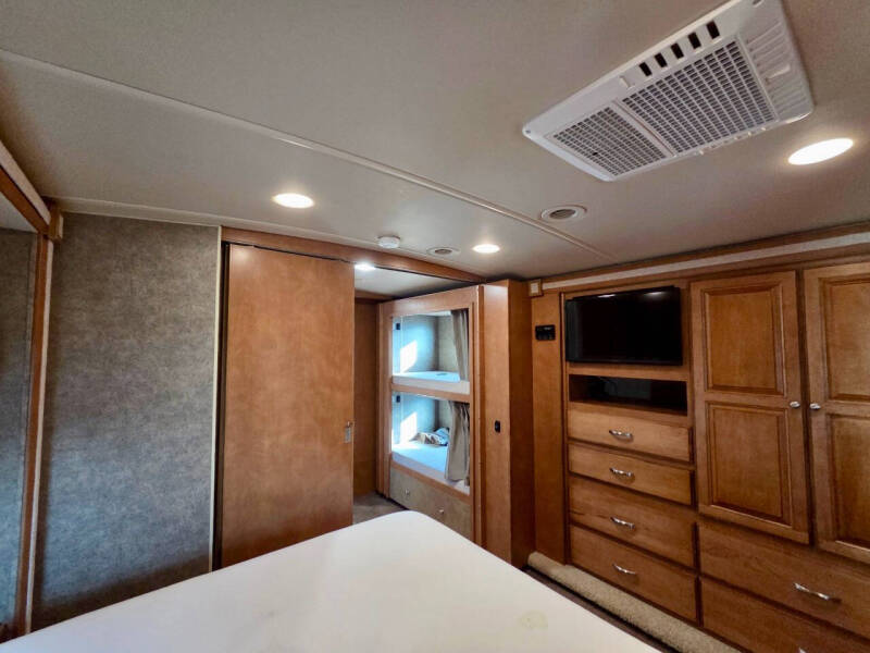 2015 Winnebago Sunstar 35B