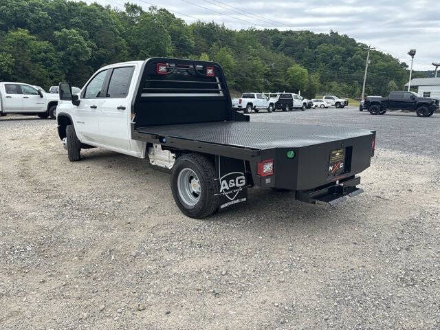2026 Chevrolet Silverado 3500HD CC Work Truck