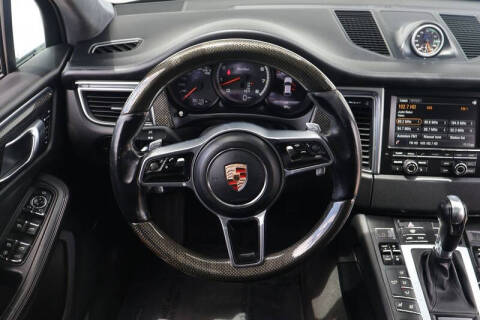 2015 Porsche Macan Turbo