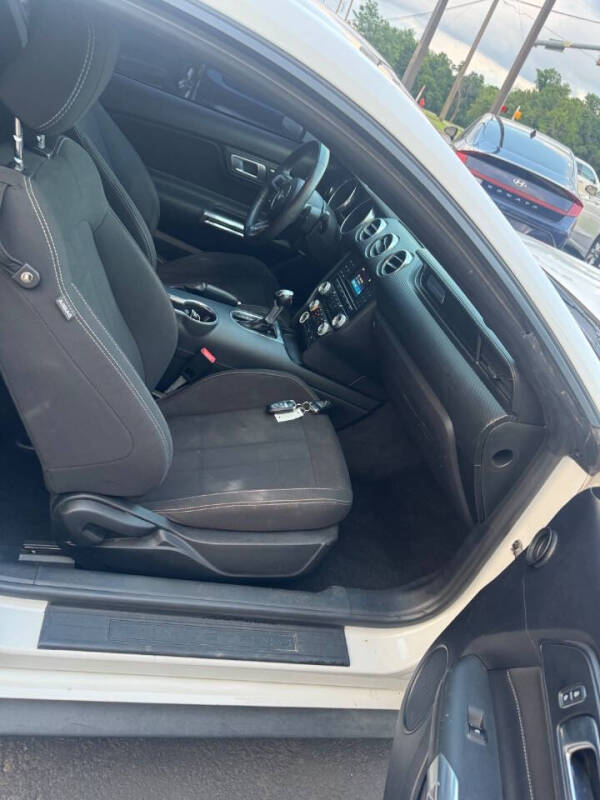 2018 Ford Mustang EcoBoost