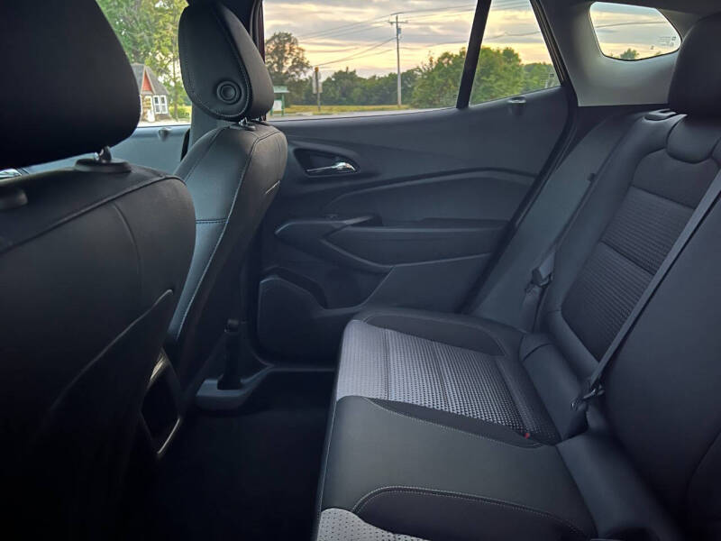 2024 Chevrolet Trax LT