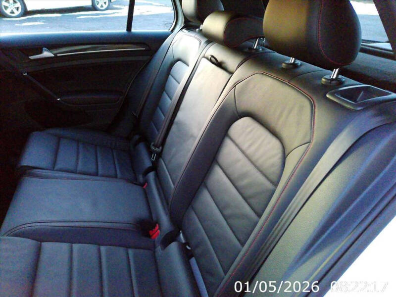 2017 Volkswagen Golf GTI