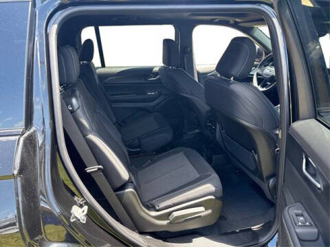 2025 Jeep Grand Cherokee L Laredo X