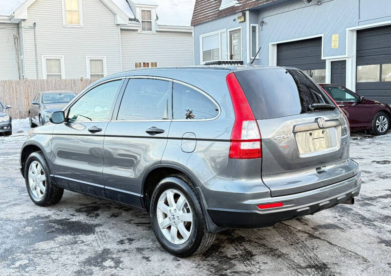 2011 Honda CR-V SE photo 4