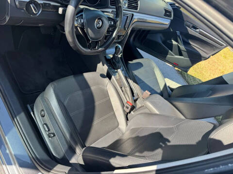 2016 Volkswagen Passat