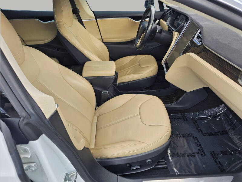 2014 Tesla Model S 85