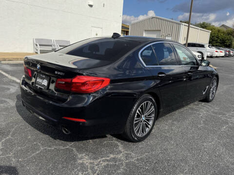 2017 BMW 5 Series 530i