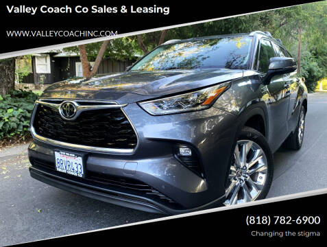 2020 Toyota Highlander for sale at Valley Coach Co Sales & Leasing in Van Nuys CA