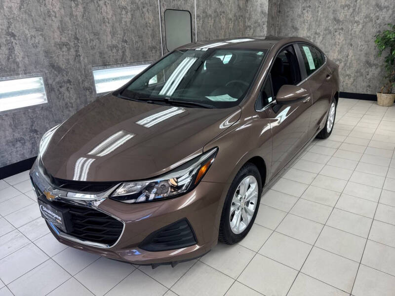 2019 Chevrolet Cruze LT's photo