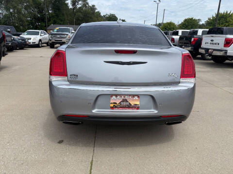 2017 Chrysler 300 C