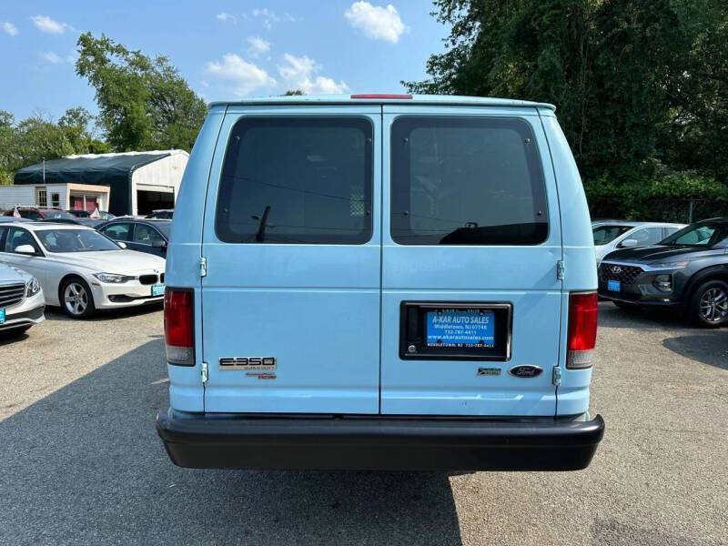 2013 Ford E-Series E-350 SD