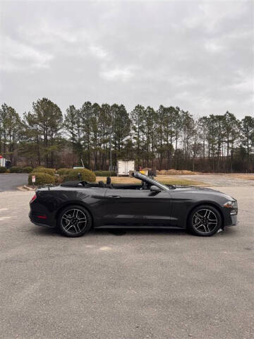 2022 Ford Mustang