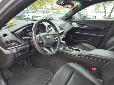 2023 Cadillac CT4 Luxury