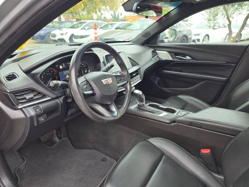 2023 Cadillac CT4 Luxury