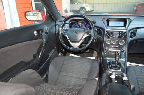 2014 Hyundai Genesis Coupe 2.0T R-Spec