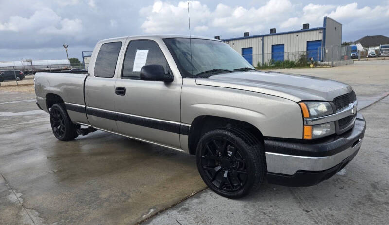 2003 Chevrolet Silverado 1500 LS photo 8