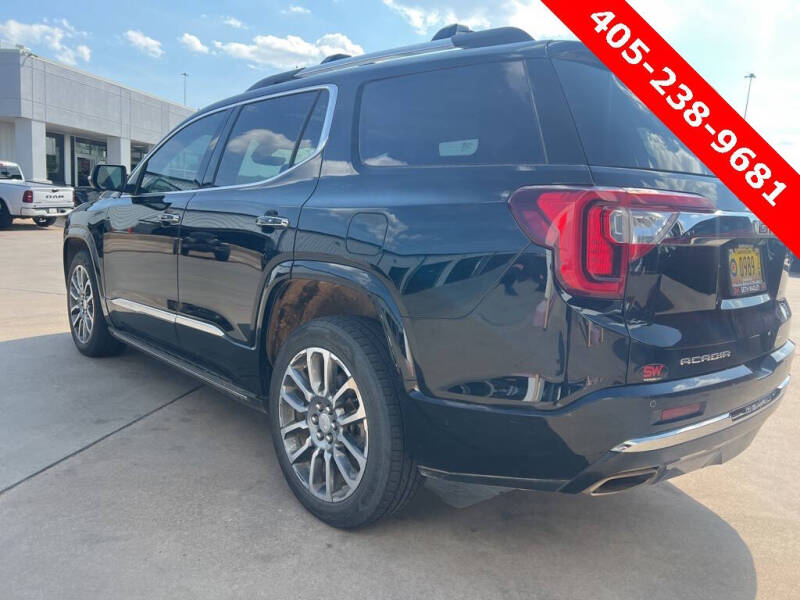 2023 GMC Acadia Denali