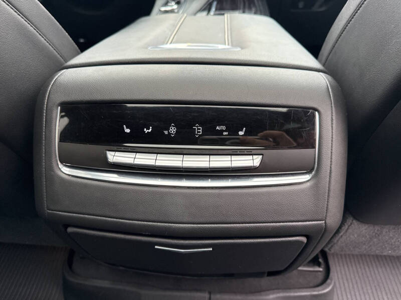 2021 Cadillac Escalade Sport