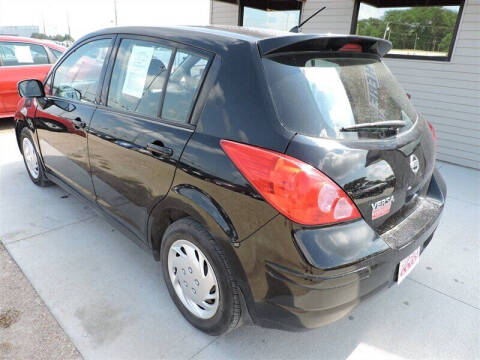 2009 Nissan Versa 1.8 S