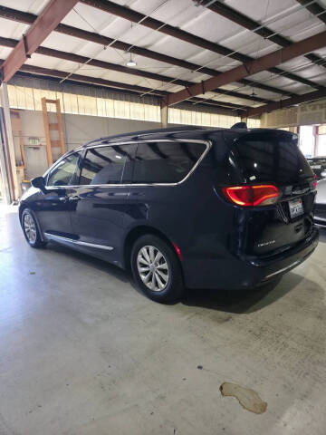 2017 Chrysler Pacifica