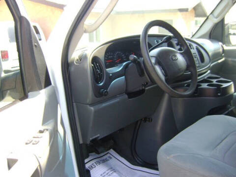 2007 Ford E-Series E-350 SD XLT