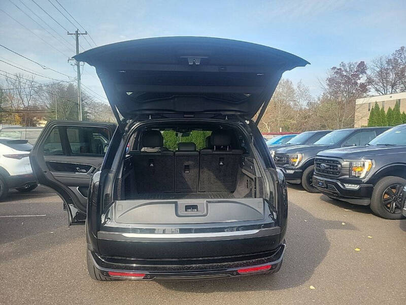 2023 Land Rover Range Rover P530 SE