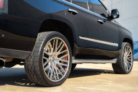 2018 Cadillac Escalade Luxury