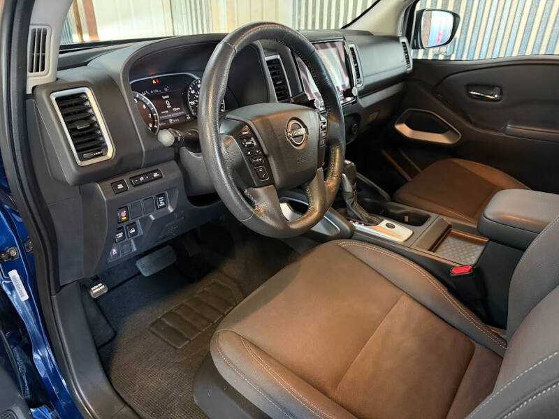 2022 Nissan Frontier SV