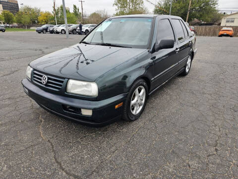 1998 Volkswagen Jetta for sale at Crosspointe Auto Sales in Amarillo TX