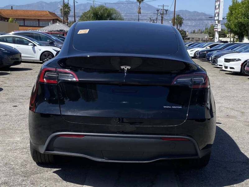 2024 Tesla Model Y Long Range