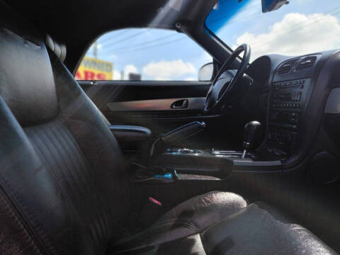 2005 Ford Thunderbird Deluxe