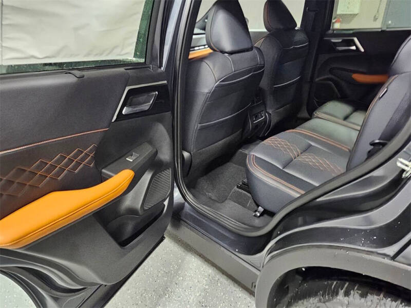 2025 Mitsubishi Outlander PHEV