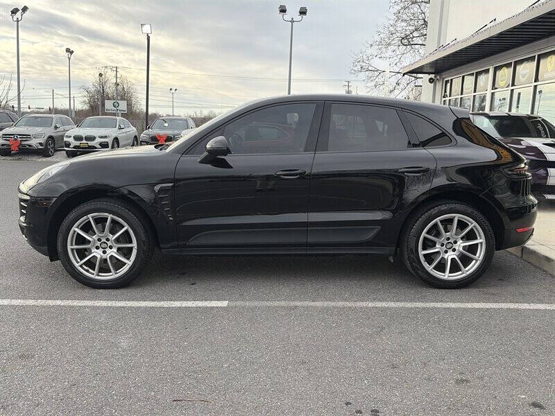 2017 Porsche Macan