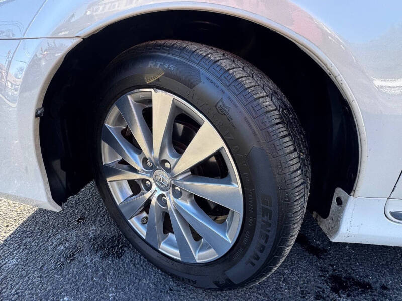 2011 Toyota Avalon Limited