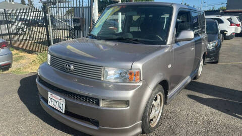 2005 Scion xB