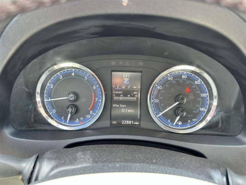 2019 Toyota Corolla XLE