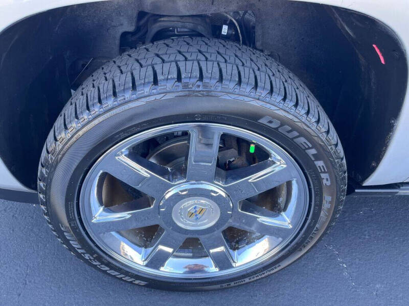 2011 Cadillac Escalade Premium