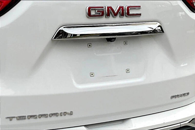 2022 GMC Terrain SLT
