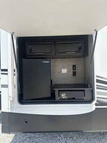 2021 Jayco Eagle 357MDOK
