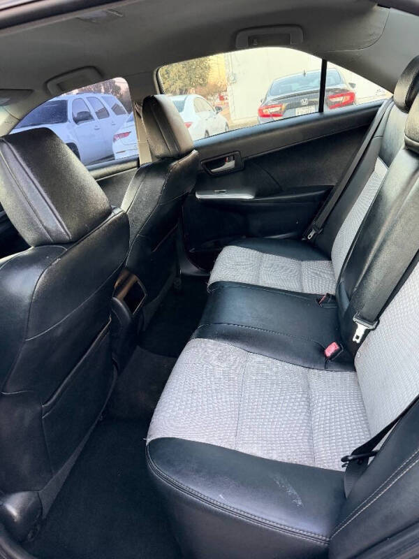 2012 Toyota Camry SE