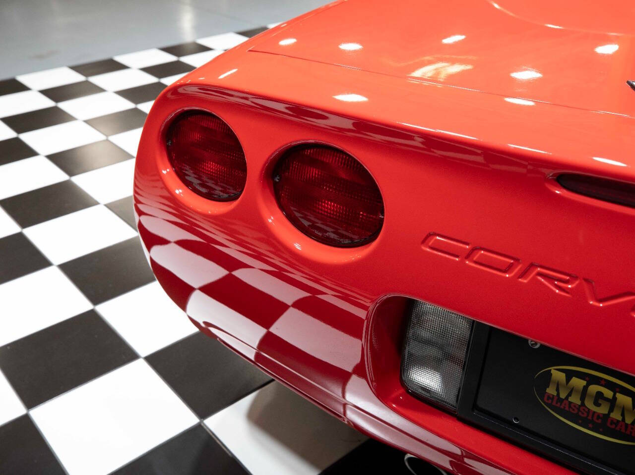 2004 Chevrolet Corvette 20