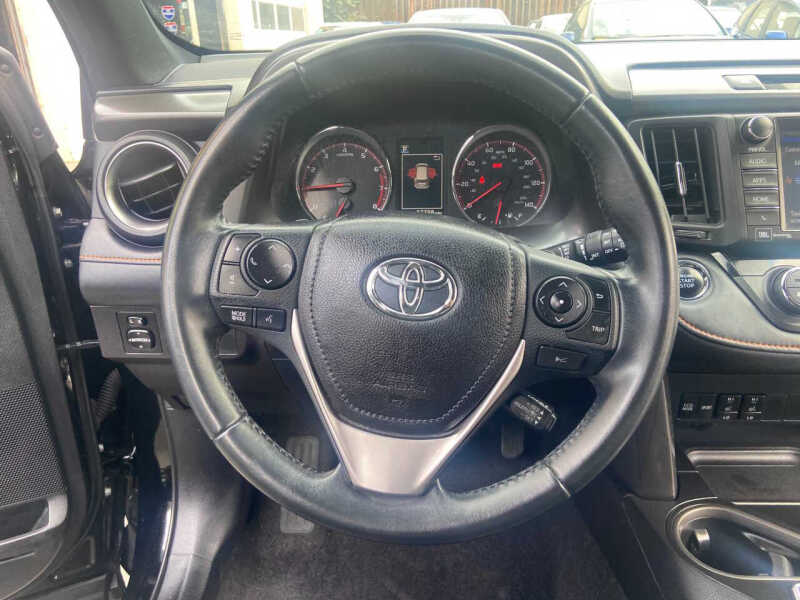 2016 Toyota RAV4 SE
