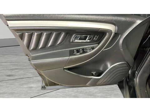 2015 Ford Taurus SEL